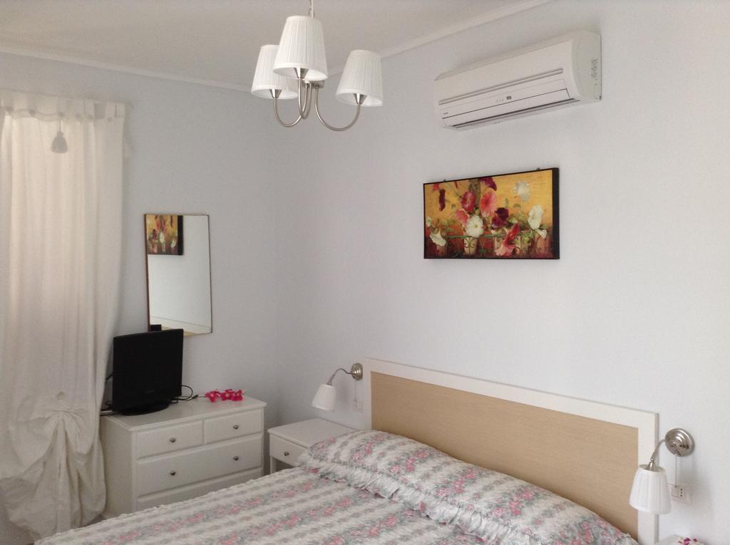 Hotel Santa Rosalia Marina di Camerota Room photo